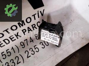 OEM; 974903e000 KİA SORENTO 03-07 ÖN GÖĞÜS SAĞ KLİMA IZGARAS