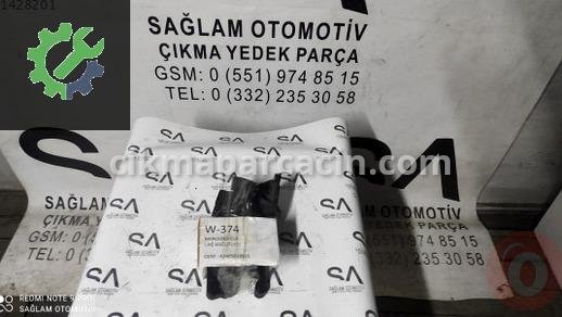 Mercedes-Benz CLA Yağ Soğutucu çıkma parça