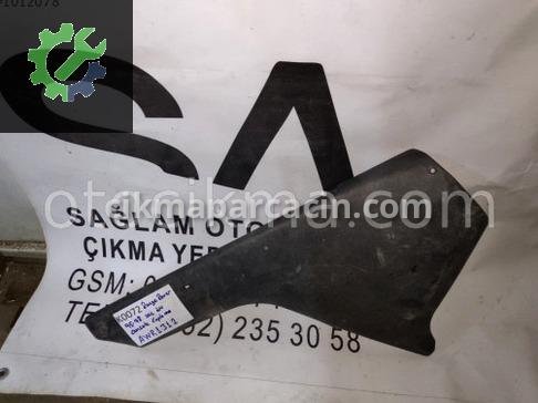 Land Rover Range Rover Ön Tampon çıkma parça