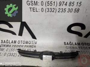 OEM; BA61-8200-AA FORD FİESTA 09-12 ÇIKMA ÖN PANJUR