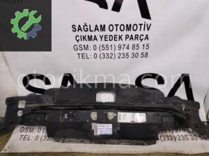 OEM; f85b-19e525-a0 LİNCOLN NAVİGATÖR 98-02 RADYATÖR ALT KOR