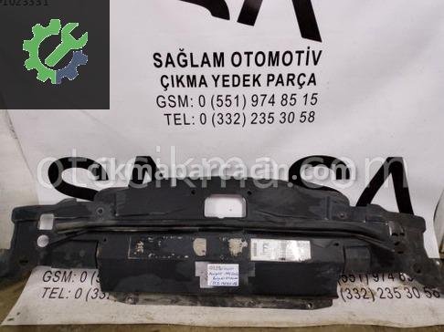 Lincoln Navigator Motor Su Radyatörü çıkma parça