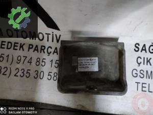OEM; MB941894 MİTSUBİSHİ L200 ÖN KOLTUK ALTI SAKLAMA BÖLMESİ