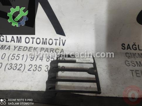 Land Rover Range Rover Sis Farı çıkma parça