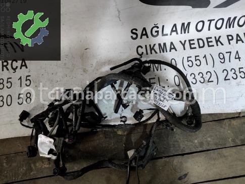 Volkswagen Jetta Motor Tesisatı çıkma parça