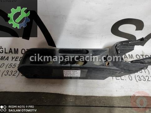 Ford Fiesta Orta Konsol çıkma parça