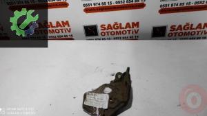 OEM;074130147 VW LT35 VOLT 97-05 ÇIKMA 2.5 MAZOT POMPA AYAĞI