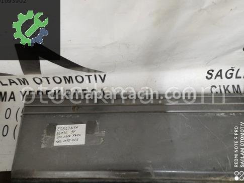 Alfa Romeo 164 Kapı Bandı & Çıtası çıkma parça