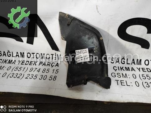 Volkswagen Jetta Davlumbaz çıkma parça