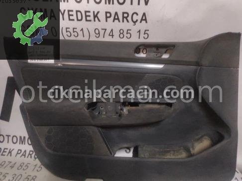 Volkswagen Golf Kapı Döşemesi çıkma parça