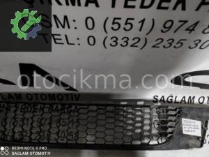 OEM;1K8853677 VW SCİROCCO 09-14 ÖN ORTA IZGARA
