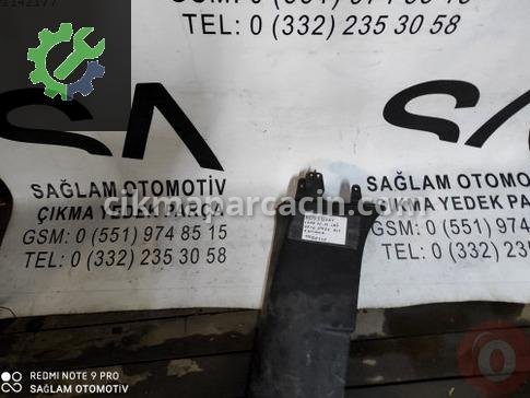 Seat Leon Orta Direk Kaplaması çıkma parça