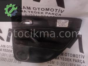 OEM:3B5867212 VW PASSAT SAĞ ARKA KAPI DÖŞEMESİ (97-02)