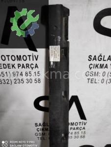 OEM;3C0853-856-B VW PASSAT B6 06-10 SAĞ MARŞPİYEL