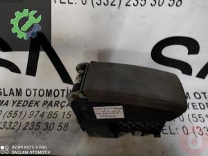 OEM;3C0863071 VW PASSAT CC 10-12 ORTA KOL DAYAMALIK