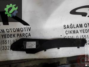 OEM;3C1863046 VW PASSAT B7 CC KONSOL SAĞ YAN KAPLAMA