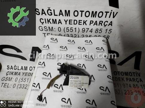 Volkswagen Passat Sağ Ön Kapı çıkma parça