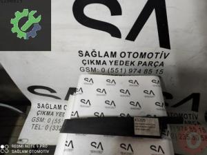 OEM3G0837902 VW PASSAT B8 ÇIKMA SAĞ ÖN KAPI PENCERE PERVAZI
