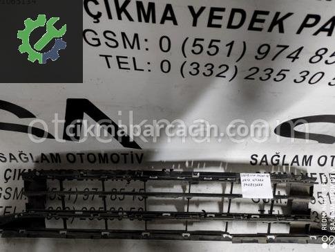 Volkswagen Passat Tampon Izgarası çıkma parça