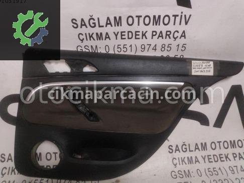 Skoda Superb Kapı Döşemesi çıkma parça