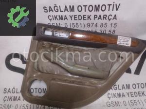 OEM:4B0867306 AUDİ A6 99-05 SAĞ ARKA KAPI DÖŞEMESİ