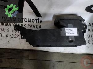 OEM;5F0864981A SEAT LEON ORTA KONSOL