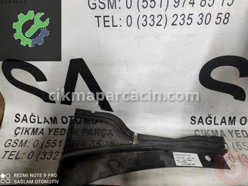 Volkswagen Tiguan Ön Cam Izgarası çıkma parça