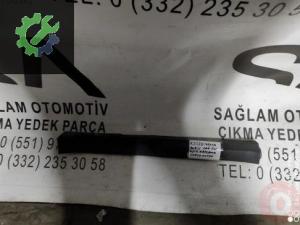 OEM;67913-02150 TOYOTA AURİS SAĞ ÖN EŞİK KAPLAMA