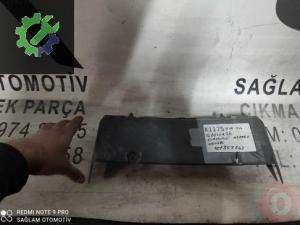OEM;701857243 VW T4 ÇIKMA GÖSTERGE ÇERÇEVESİ MERKEZ KONSOL
