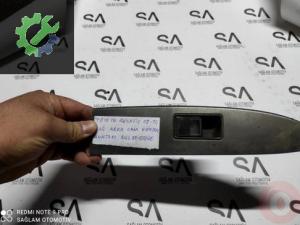 OEM;74271-05040 AVENSİS ÇIKMA SAĞ ARKA CAM KONTROL ANAHTARI