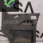 OEM:7H0867104 VW T5 SAĞ ÖN KAPI DÖŞEMESİ