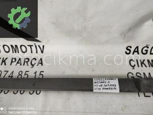 OEM;8200073472 RENAULT MEGANE-2 03-07 SAĞ ARKA ÇİTA