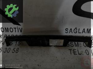 OEM;8200152587 RENAULT KANGO-2 SOL ÖN TAMPON BRAKETİ