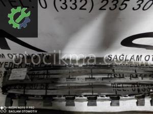 OEM;8200740525 RENAULT MEGANE-2 ÖN TAMPON ORTA IZGARA