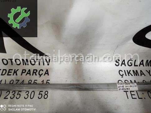 Audi A4 Kapı Bandı & Çıtası çıkma parça