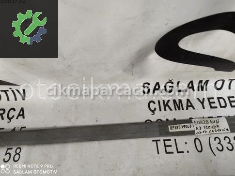Audi A3 Kapı Bandı & Çıtası çıkma parça