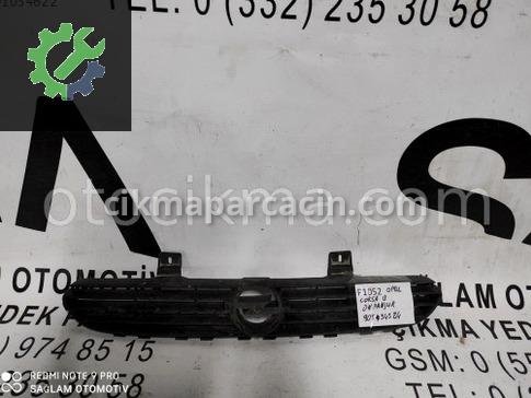 Opel Corsa Panjur çıkma parça