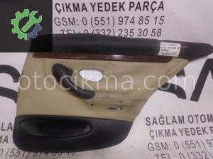 OEM:9618322177 PEUGEOT 406 SAĞ ARKA KAPI DÖŞEMESİ