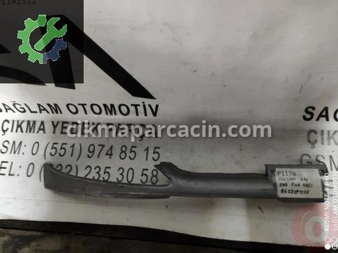 Peugeot 206 Sağ Arka Kapı çıkma parça
