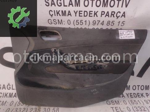 Peugeot 308 Kapı Döşemesi çıkma parça