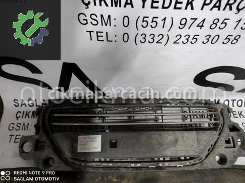 Peugeot 301 Tampon Izgarası çıkma parça