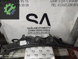OEM;A2118300013 MERCEDES E SERİSİ W211 ÇIKMA CAM ÖNÜ IZGARA