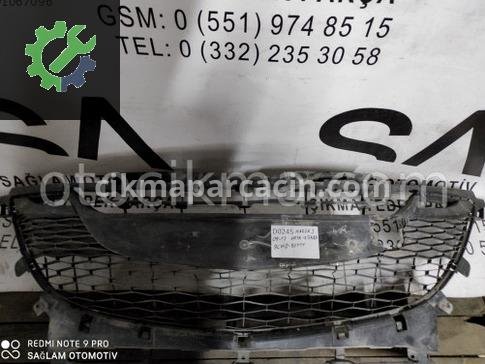 Mazda 3 Tampon Izgarası çıkma parça