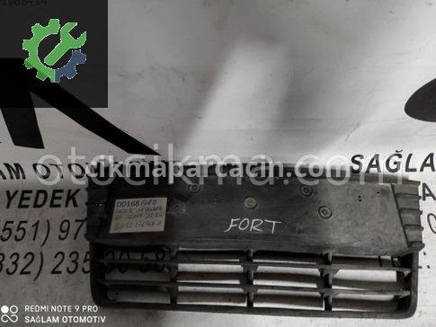 Ford Focus Tampon Izgarası çıkma parça