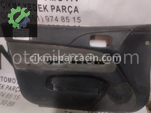 Mitsubishi Lancer Kapı Döşemesi çıkma parça
