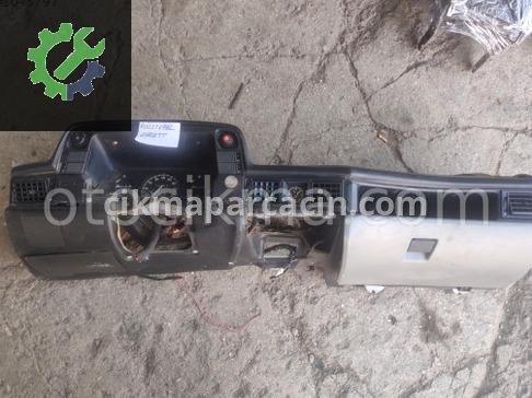 Opel Kadett Komple Torpido çıkma parça