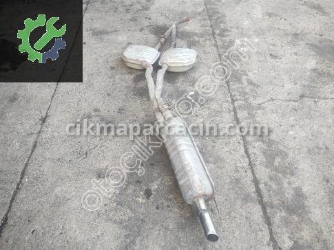 Opel Omega Egzoz Manifoldu çıkma parça