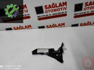 OPEL VECTRA-C SİGNUM 02-09 SAĞ ÖN TAMPON BRAKETİ 13182962 OEM 13182962