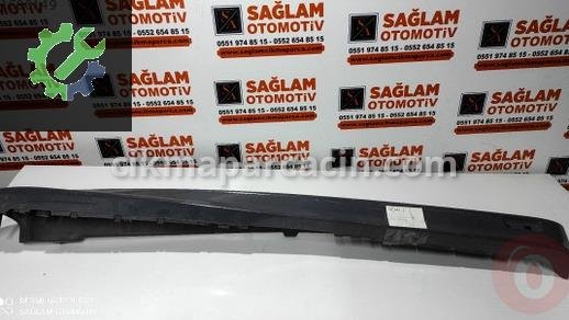 Opel Vivaro Arka Tampon çıkma parça