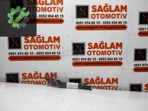 OPEL ZAFİRA-A 99-05 ÇIKMA SOL ÖN TAMPON BRAKETİ OEM; 90580641